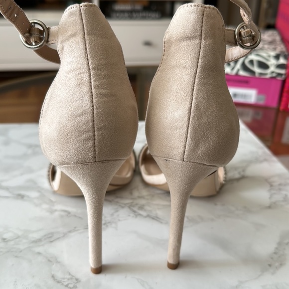 ALDO SHOES - embellished heels - Picture 4 of 5